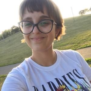 Meet your Posher, Dalia